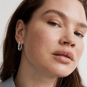 Madewell Carabiner Medium Hoop Earrings